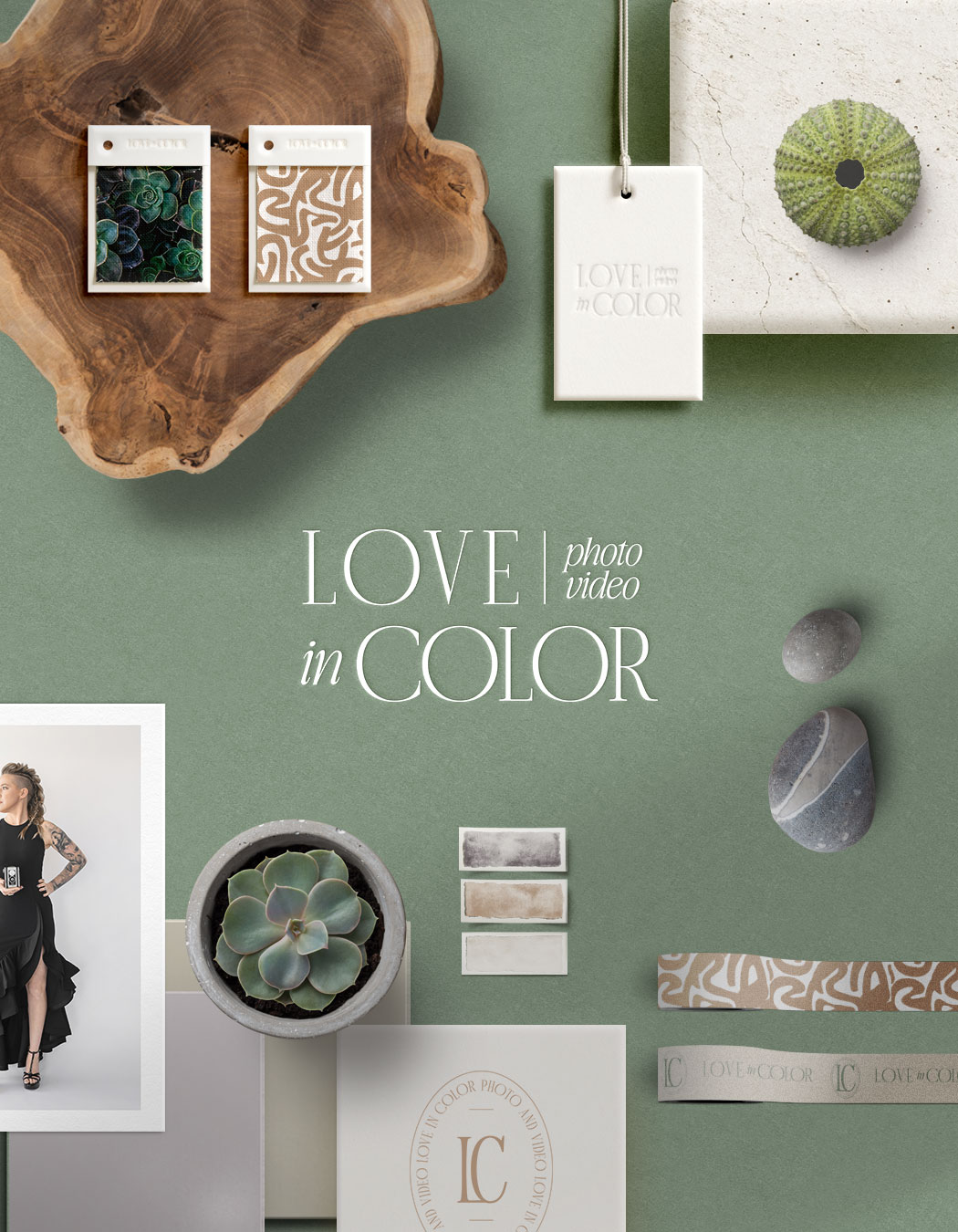 custom brand and Showit website for wedding photographer